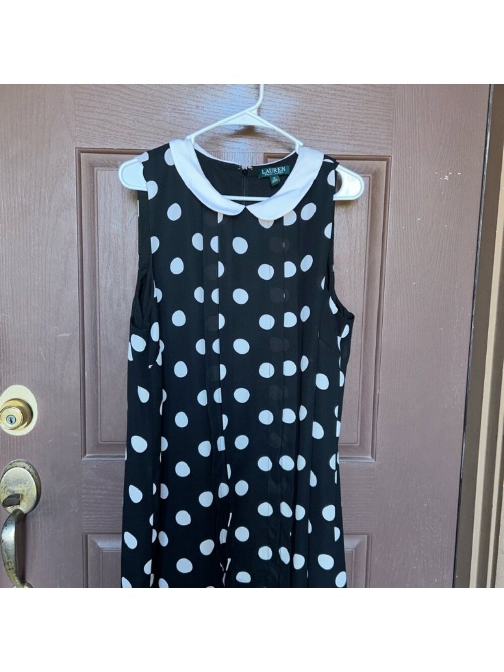 Black and White Polka Dot Sleeveless Dress - Picture 3 of 6